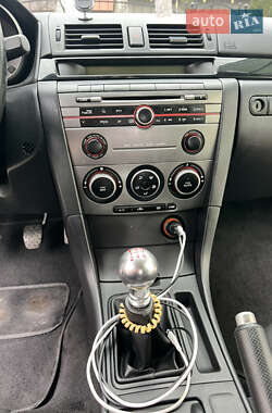 Хэтчбек Mazda 3 2007 в 