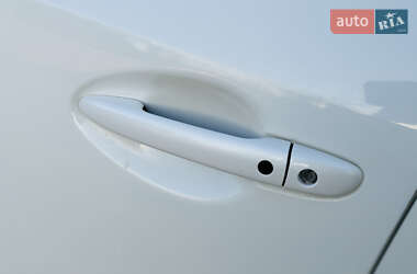Седан Mazda 3 2013 в 