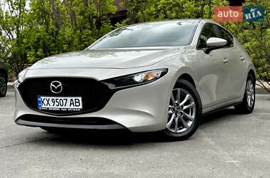 Хэтчбек Mazda 3 2022 в 