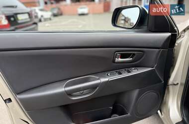 Хэтчбек Mazda 3 2005 в 