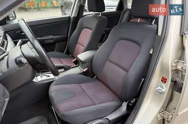 Хэтчбек Mazda 3 2005 в 