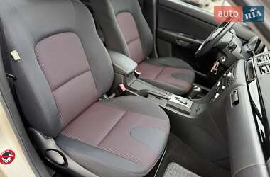 Хэтчбек Mazda 3 2005 в 
