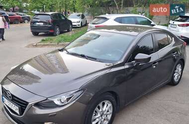 Седан Mazda 3 2014 в 