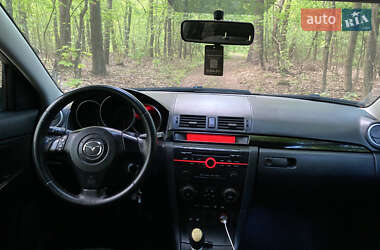 Хетчбек Mazda 3 2003 в 
