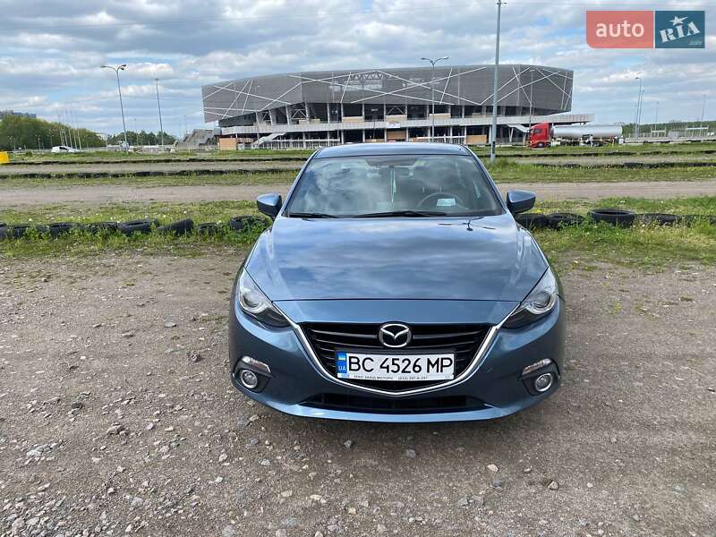 Седан Mazda 3 2014 в Львові
