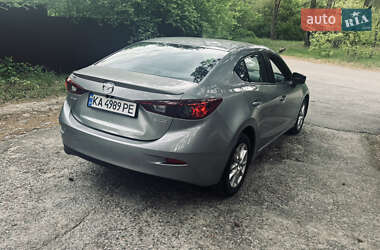 Седан Mazda 3 2014 в 