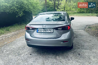 Седан Mazda 3 2014 в 