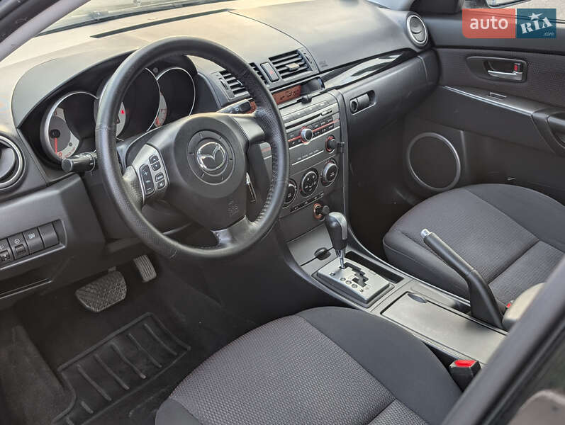 Хетчбек Mazda 3 2007 в Дубні