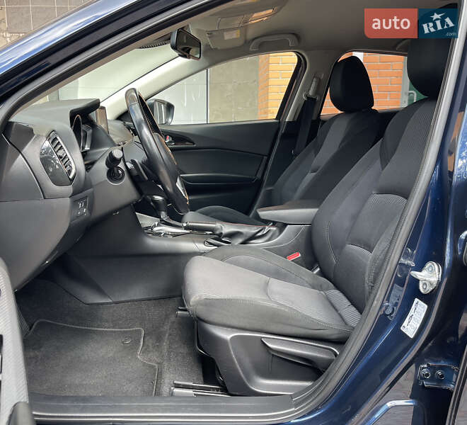 Хетчбек Mazda 3 2015 в Києві