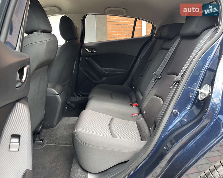 Хетчбек Mazda 3 2015 в Києві