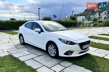 Седан Mazda 3 2014 в 