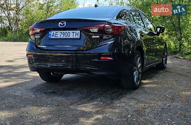 Седан Mazda 3 2018 в 