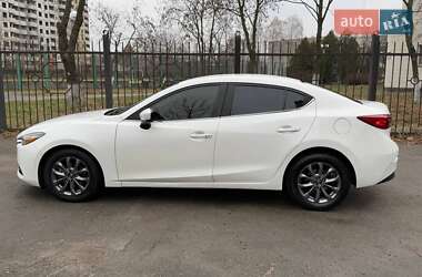 Седан Mazda 3 2017 в 