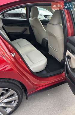Седан Mazda 3 2019 в 