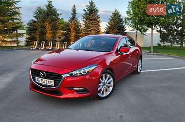 Седан Mazda 3 2017 в Днепре