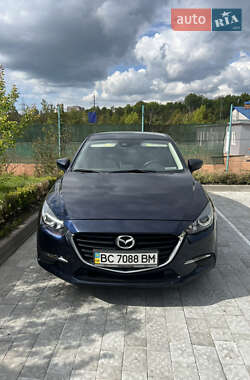 Седан Mazda 3 2018 в Львове