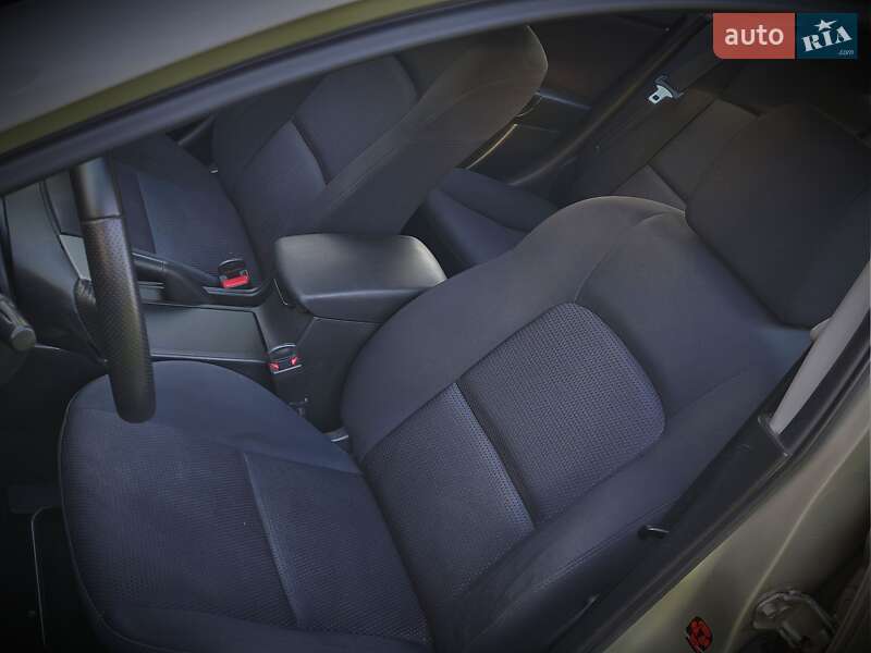 Седан Mazda 3 2007 в Кривому Розі