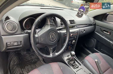 Седан Mazda 3 2006 в 