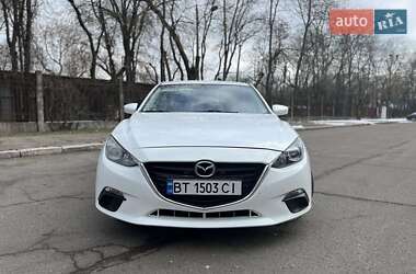Седан Mazda 3 2015 в 