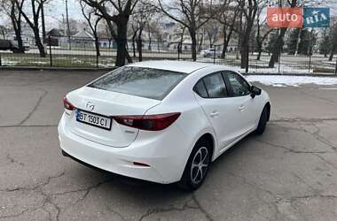Седан Mazda 3 2015 в 