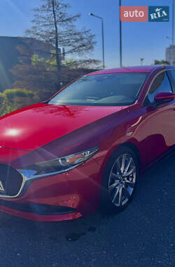 Седан Mazda 3 2019 в 