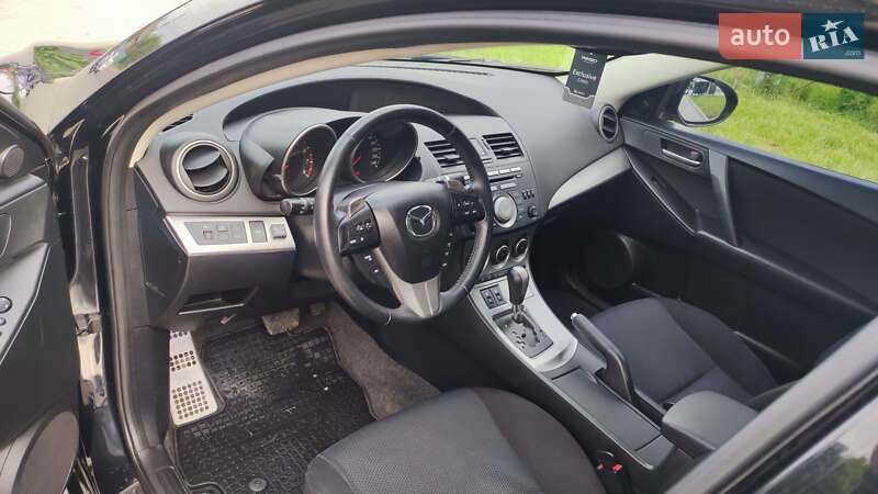 Седан Mazda 3 2010 в Житомирі