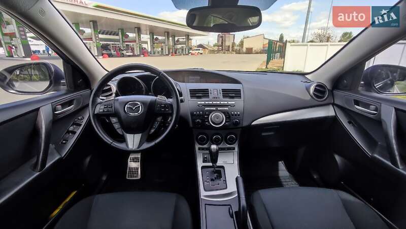 Седан Mazda 3 2010 в Житомирі