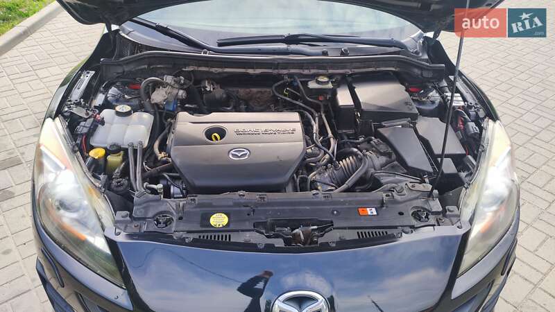 Седан Mazda 3 2010 в Житомирі