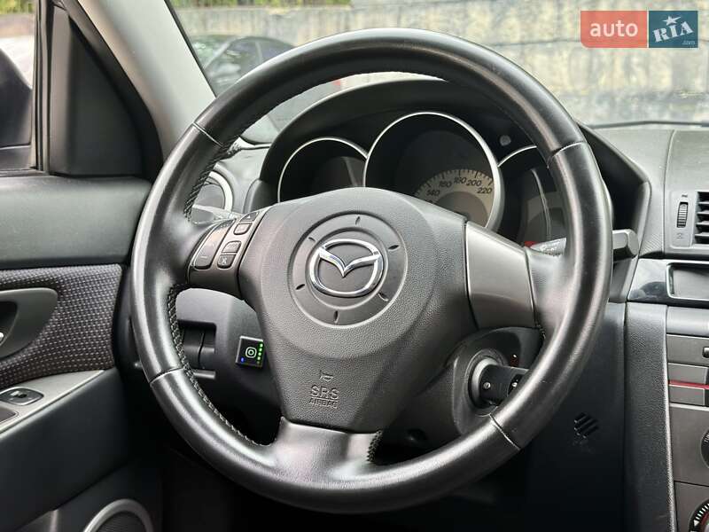Седан Mazda 3 2006 в Харькове