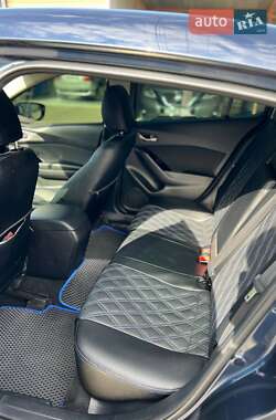 Седан Mazda 3 2018 в Одессе
