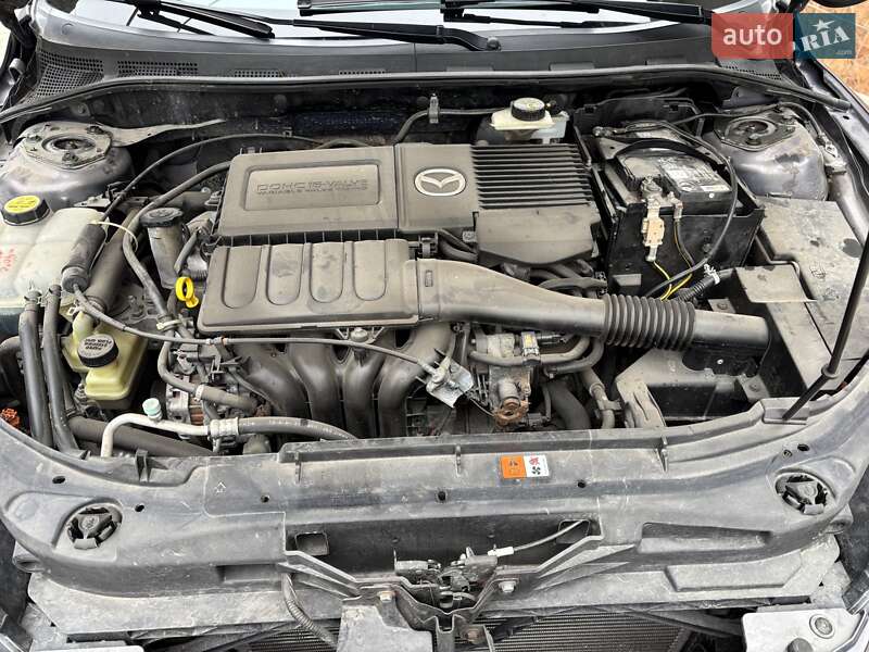 Хэтчбек Mazda 3 2006 в Гнивани