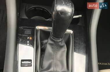 Седан Mazda 3 2019 в 