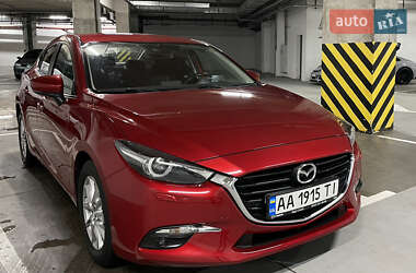 Седан Mazda 3 2018 в 