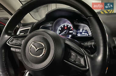 Седан Mazda 3 2018 в 