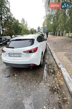 Mazda 3 2015 Mazda 3 2015