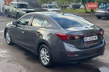Седан Mazda 3 2014 в 
