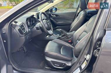 Седан Mazda 3 2014 в 