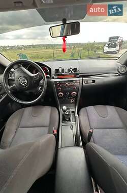 Хэтчбек Mazda 3 2005 в 