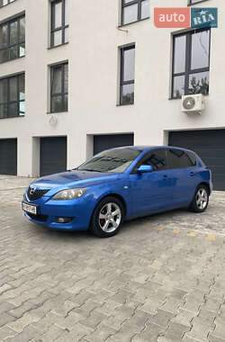 Хетчбек Mazda 3 2005 в Ужгороді