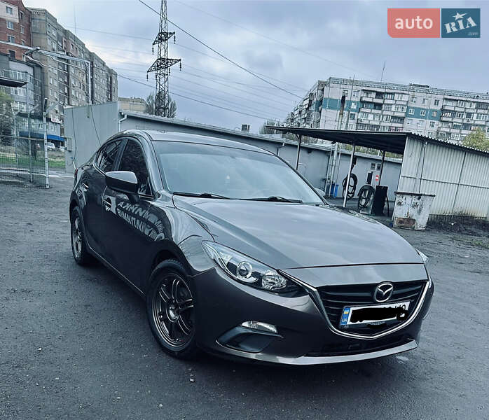 Седан Mazda 3 2014 в 