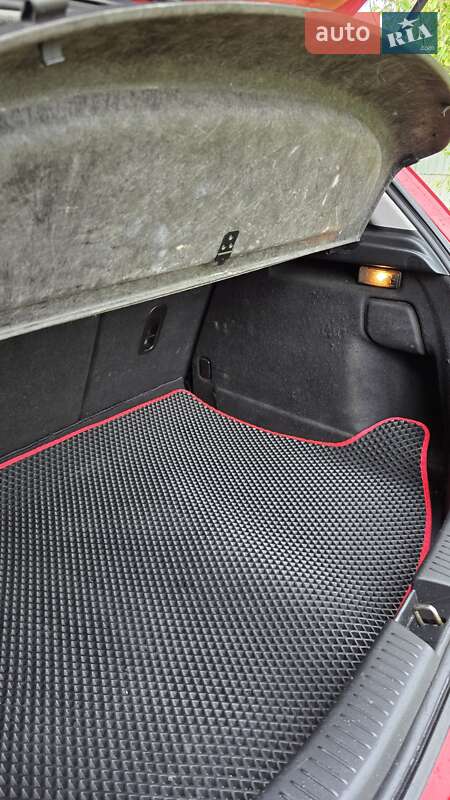 Хетчбек Mazda 3 2006 в Снятині