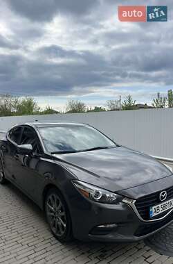 Хэтчбек Mazda 3 2017 в 