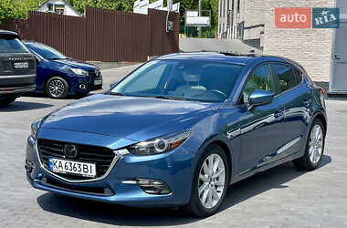 Хэтчбек Mazda 3 2017 в Киеве