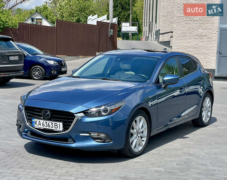 Хетчбек Mazda 3 2017 в 
