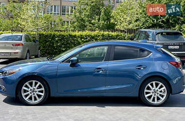 Хетчбек Mazda 3 2017 в 