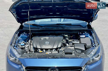 Хетчбек Mazda 3 2017 в 