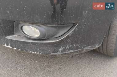 Хэтчбек Mazda 3 2004 в 