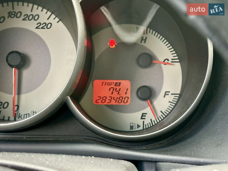 Седан Mazda 3 2006 в Києві