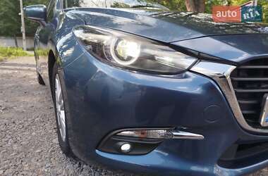 Седан Mazda 3 2018 в 