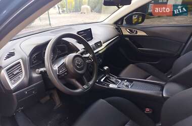 Седан Mazda 3 2018 в 